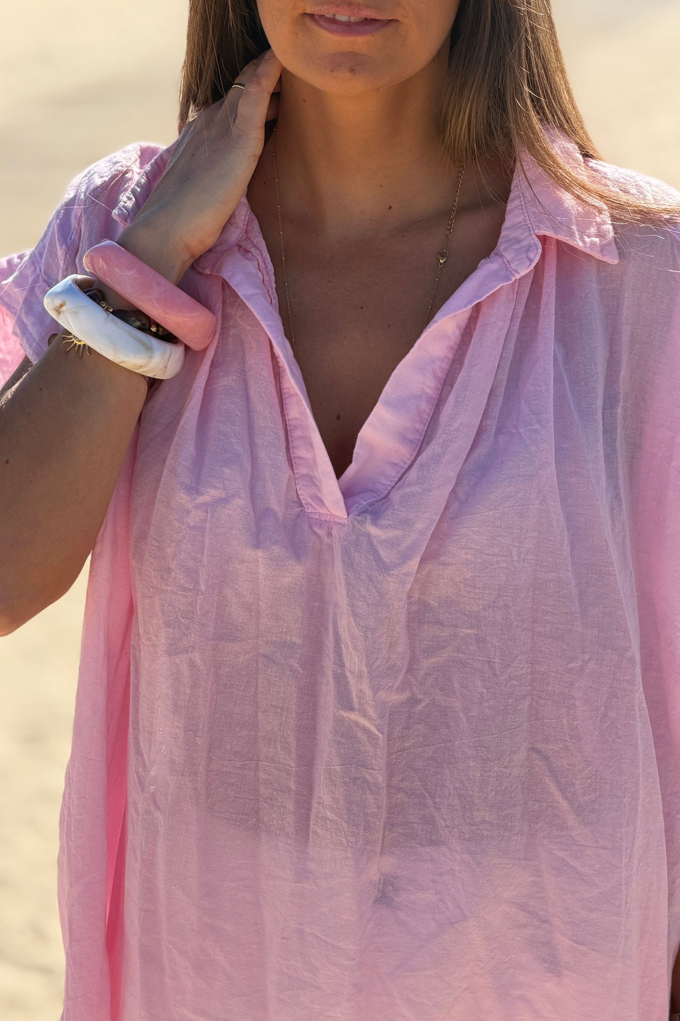 Blusa Rosa Voile Algodón Amplia Cuello V Mangas Cortas