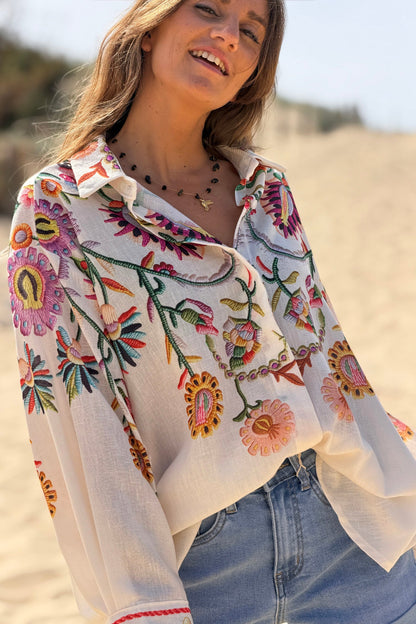 Camisa Beige Amplia Estampado Flores Bordado