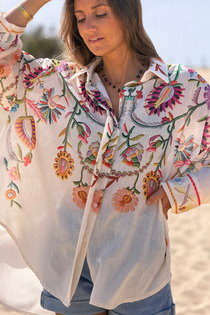 Camisa Beige Amplia Estampado Flores Bordado