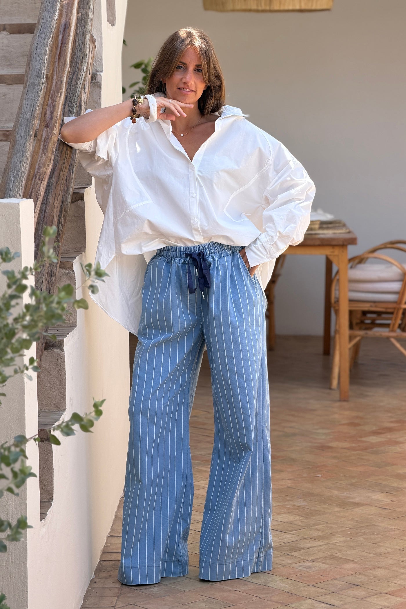 Camisa Blanca Amplia Cuello Victoriano