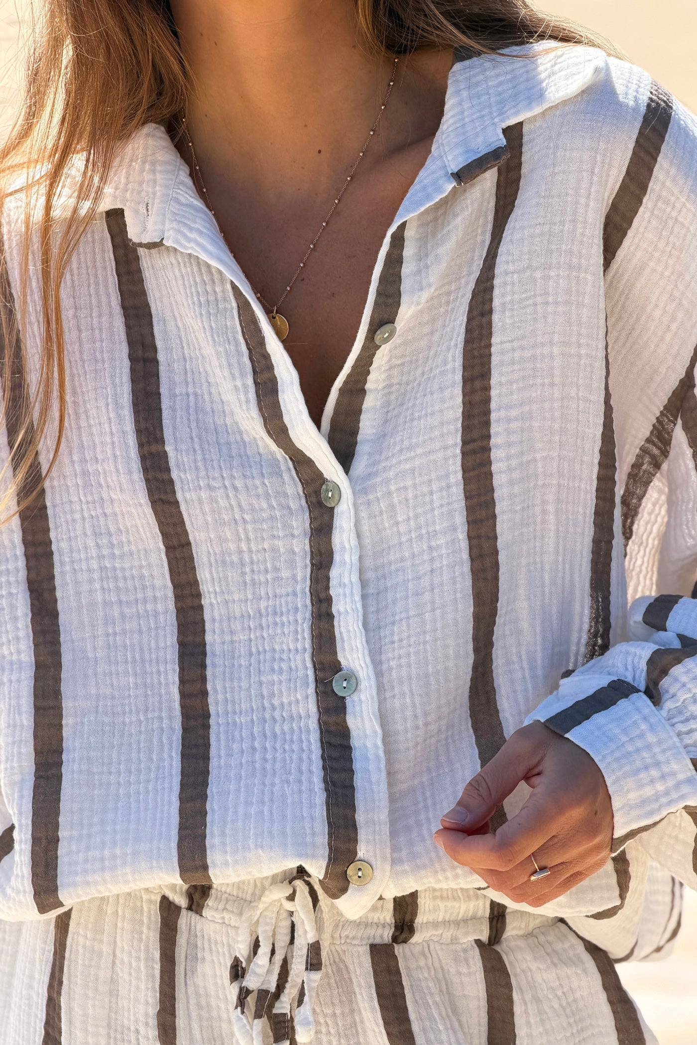 Camisa Blanca Amplia Gasa Algodón Rayas Marrón