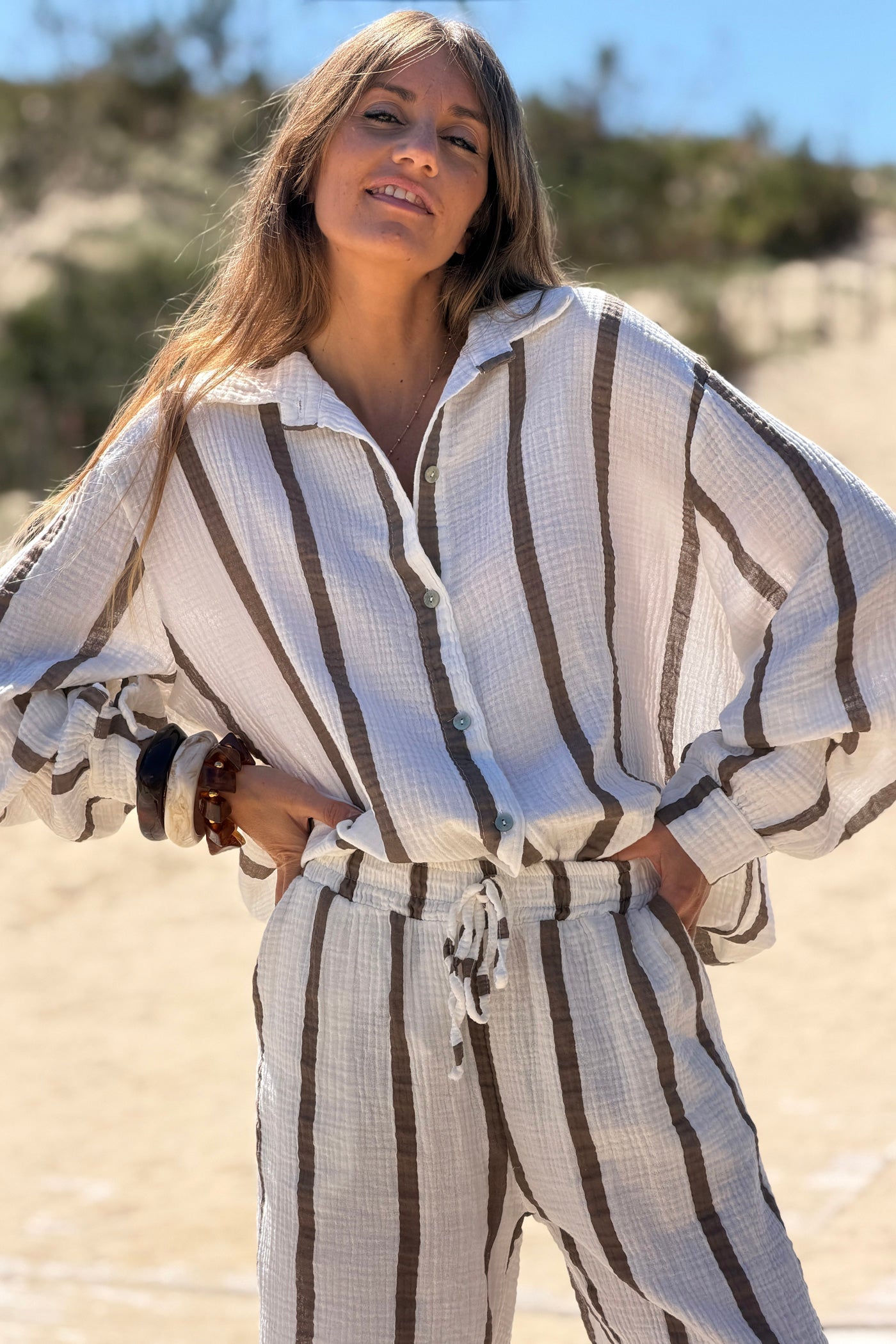 Camisa Blanca Amplia Gasa Algodón Rayas Marrón