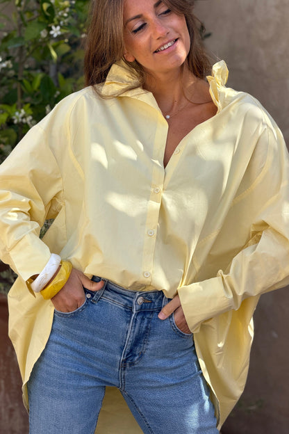 Camisa Amarilla Pálida Amplia Cuello Victoriano