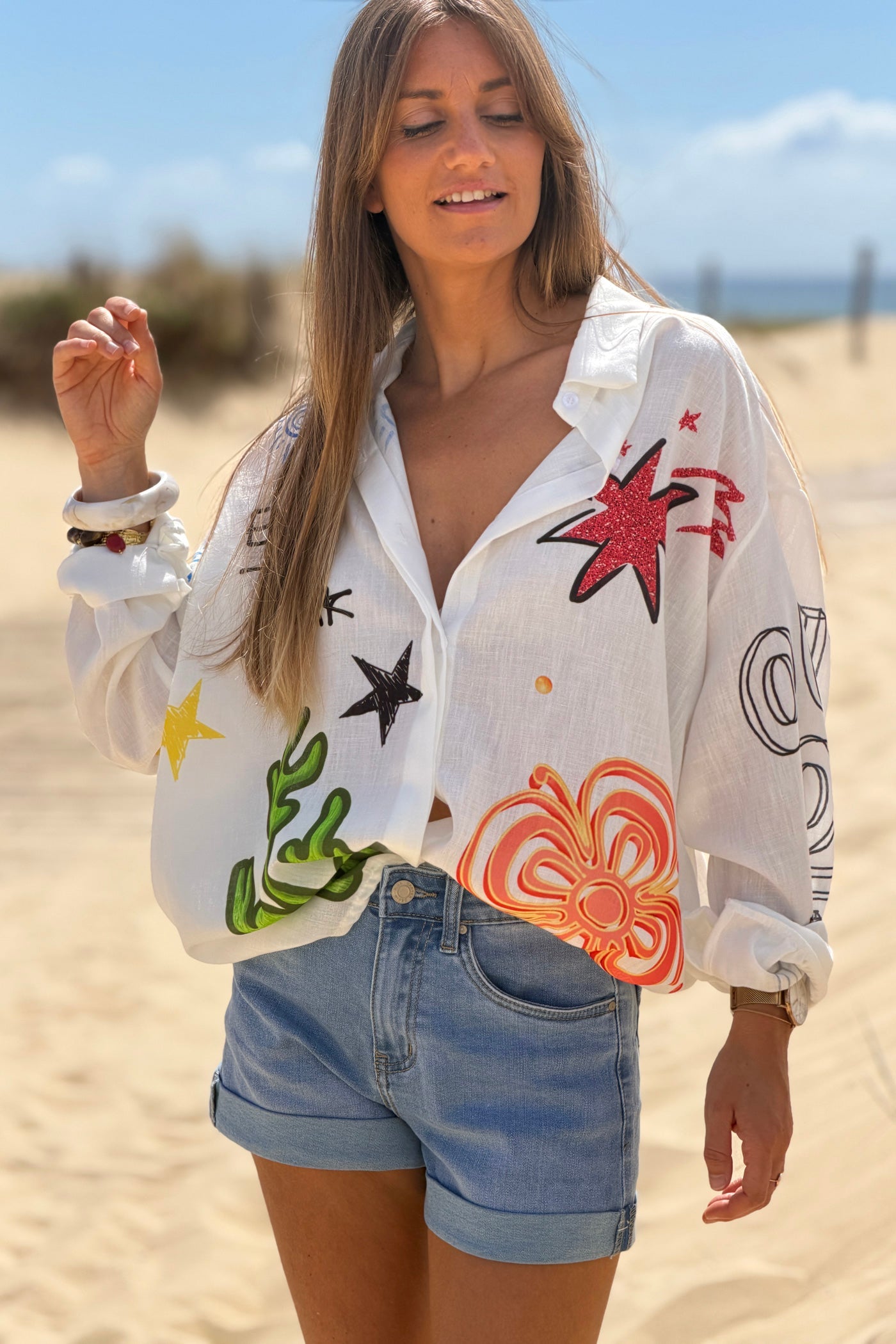 Camisa Amplia Cruda Mangas Largas Estampado Cactus Flores y Ojos
