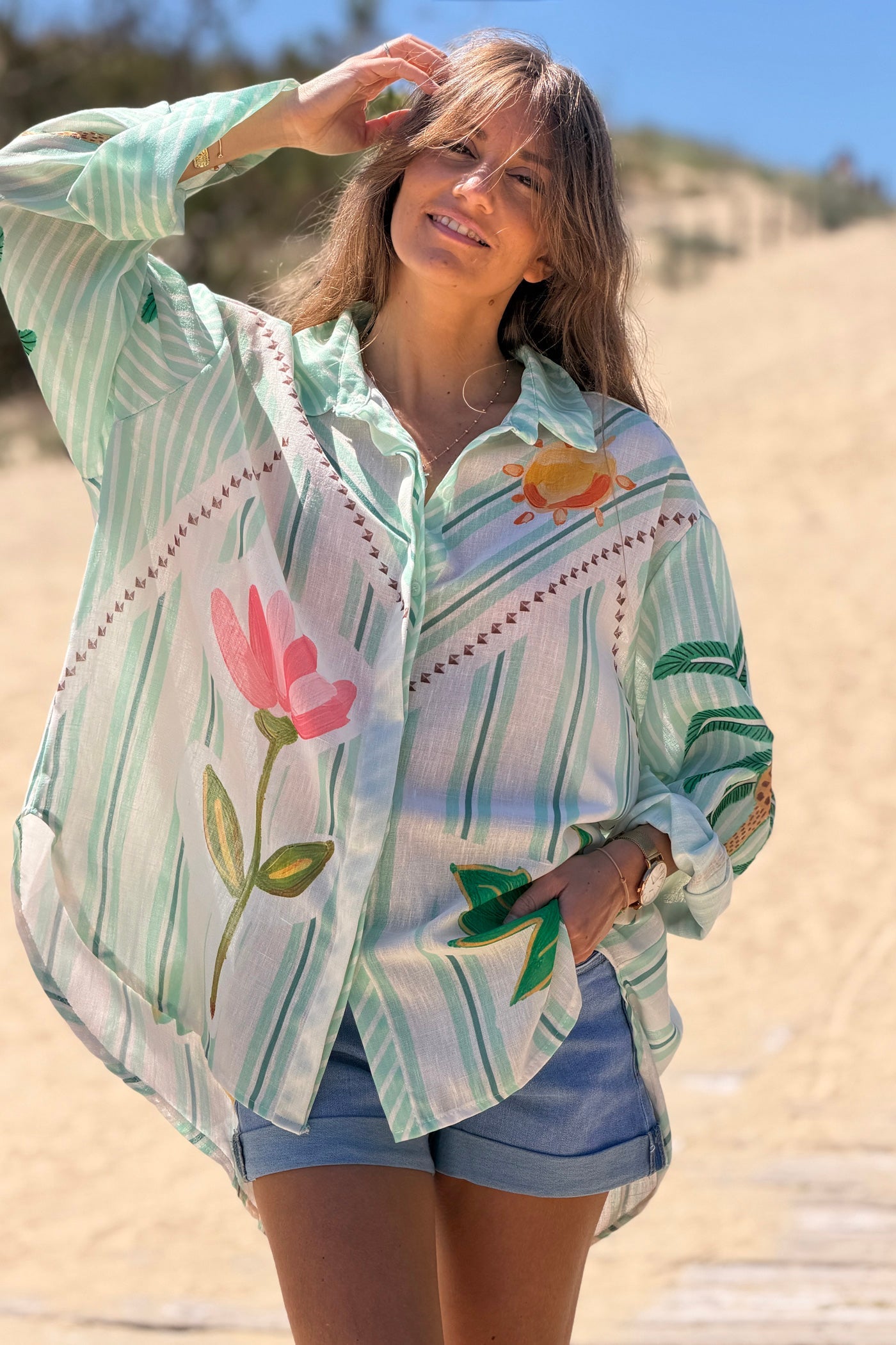 Camisa Amplia Rayas Verde Agua Flores y Palmeras