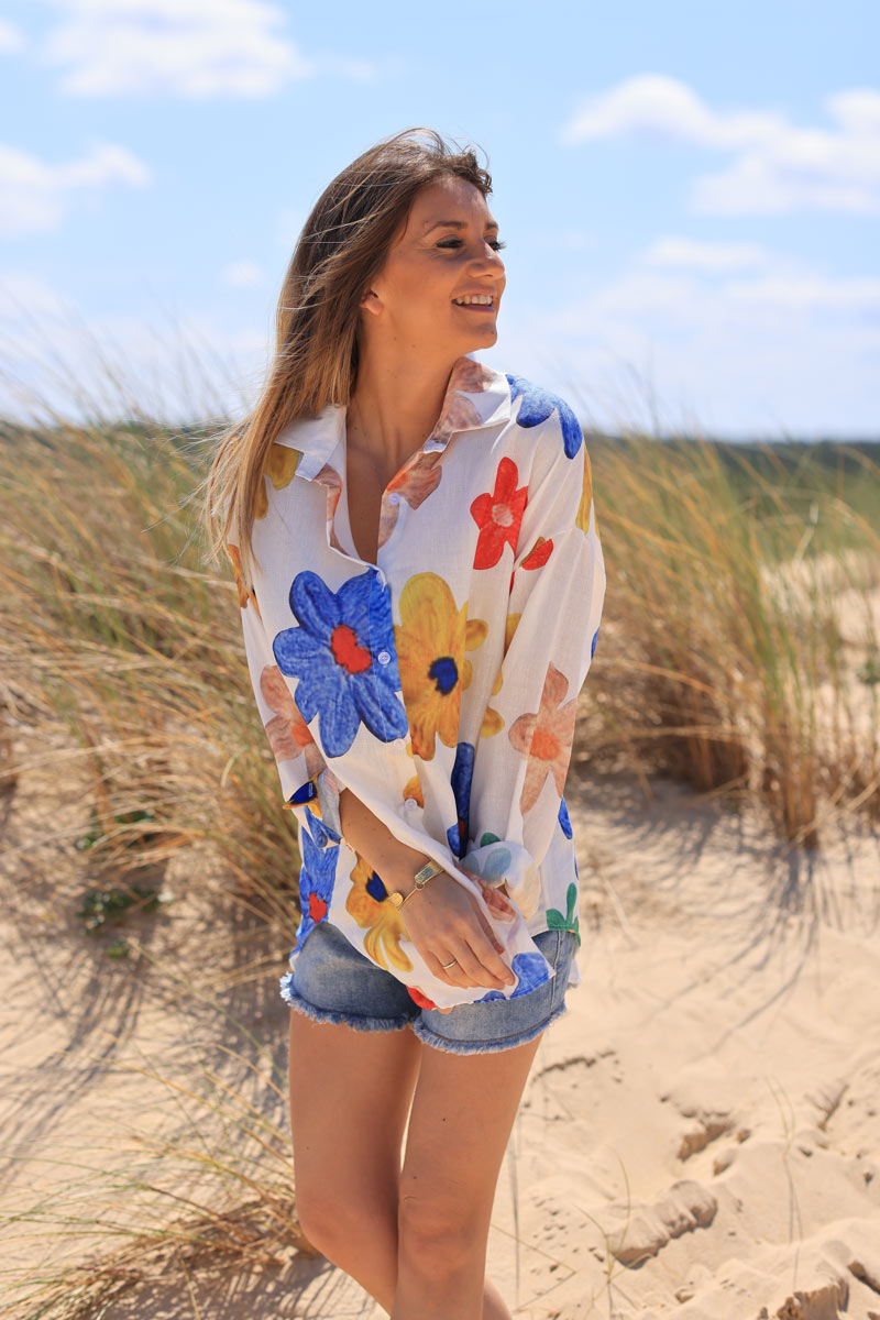 Camisa Ligera Blanca Grandes Flores Estampadas Coloridas