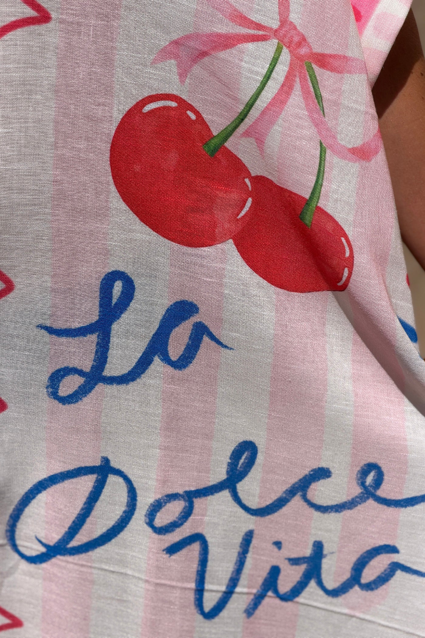 Vestido Camisa Largo Amplio Pequeños Dibujos Rosa Dolce Vita