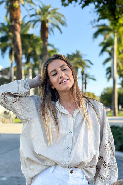 Camisa Túnica Beige Botones Mangas Crochet