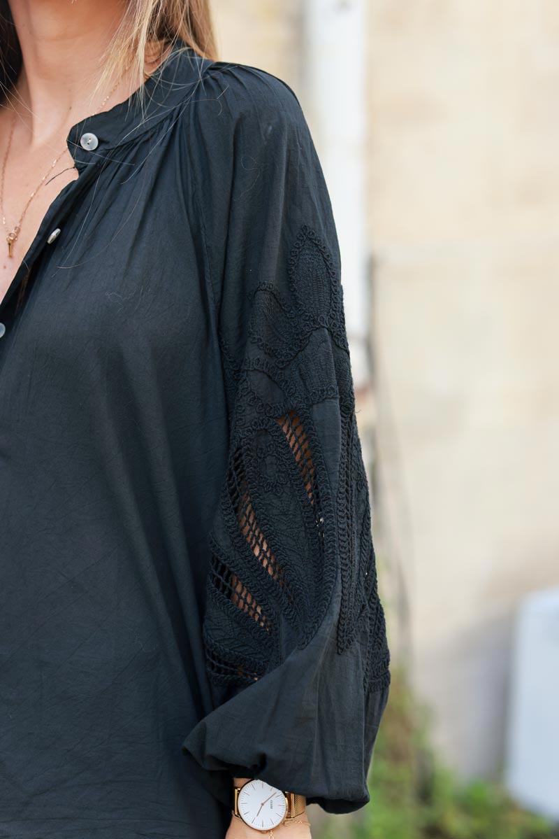 Camisa Túnica Negra Botones Mangas Crochet